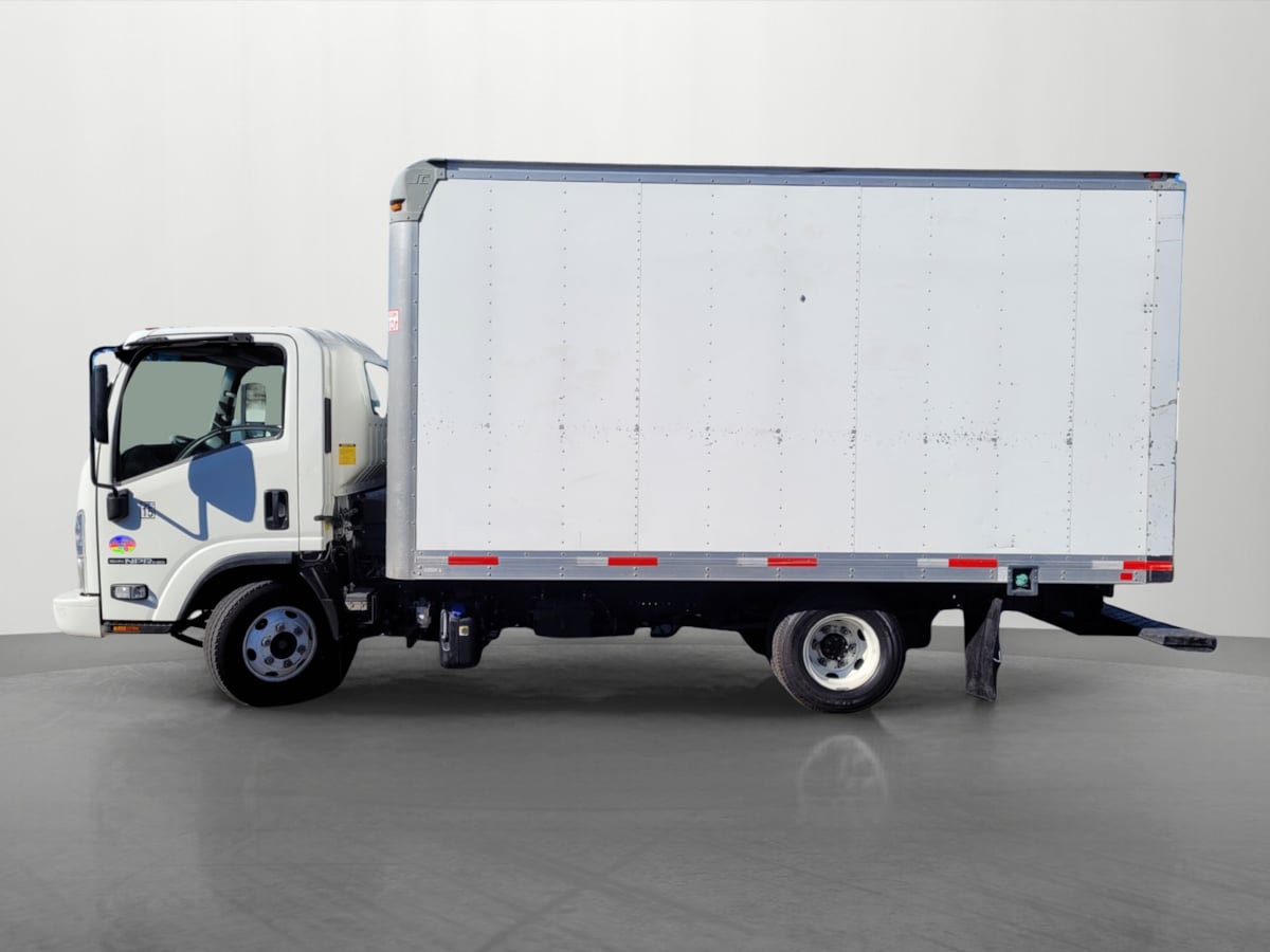 2014 Isuzu NPR photo 7
