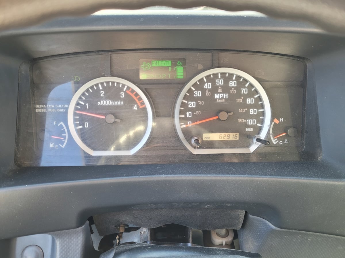 2014 Isuzu NPR photo 15