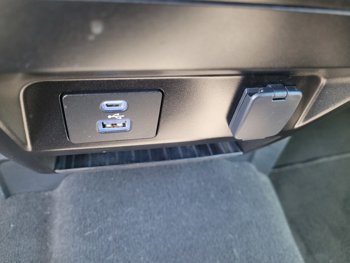 2022 Ford F-250 XLT photo 16