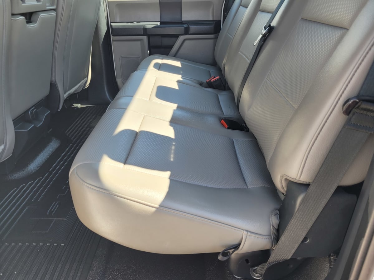 2022 Ford F-350 XL photo 11