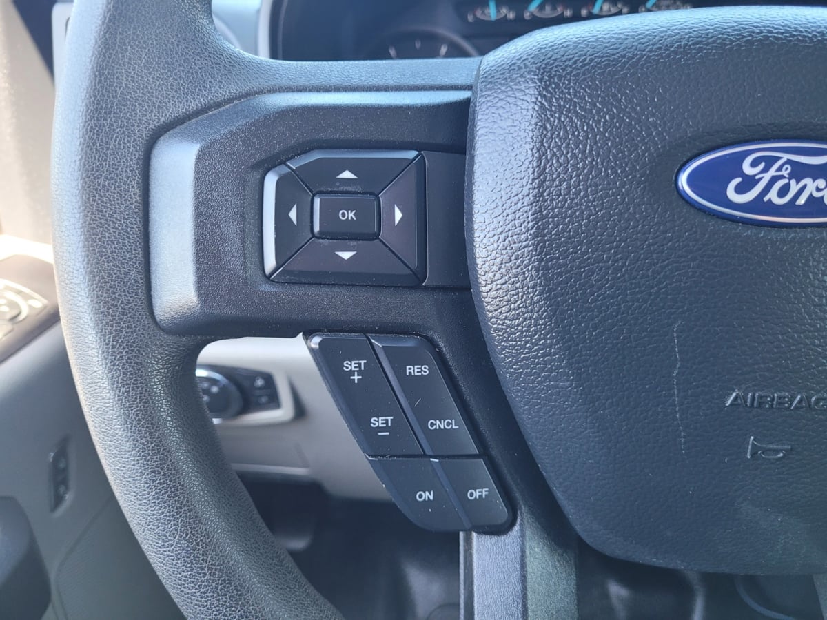 2022 Ford F-350 XL photo 23