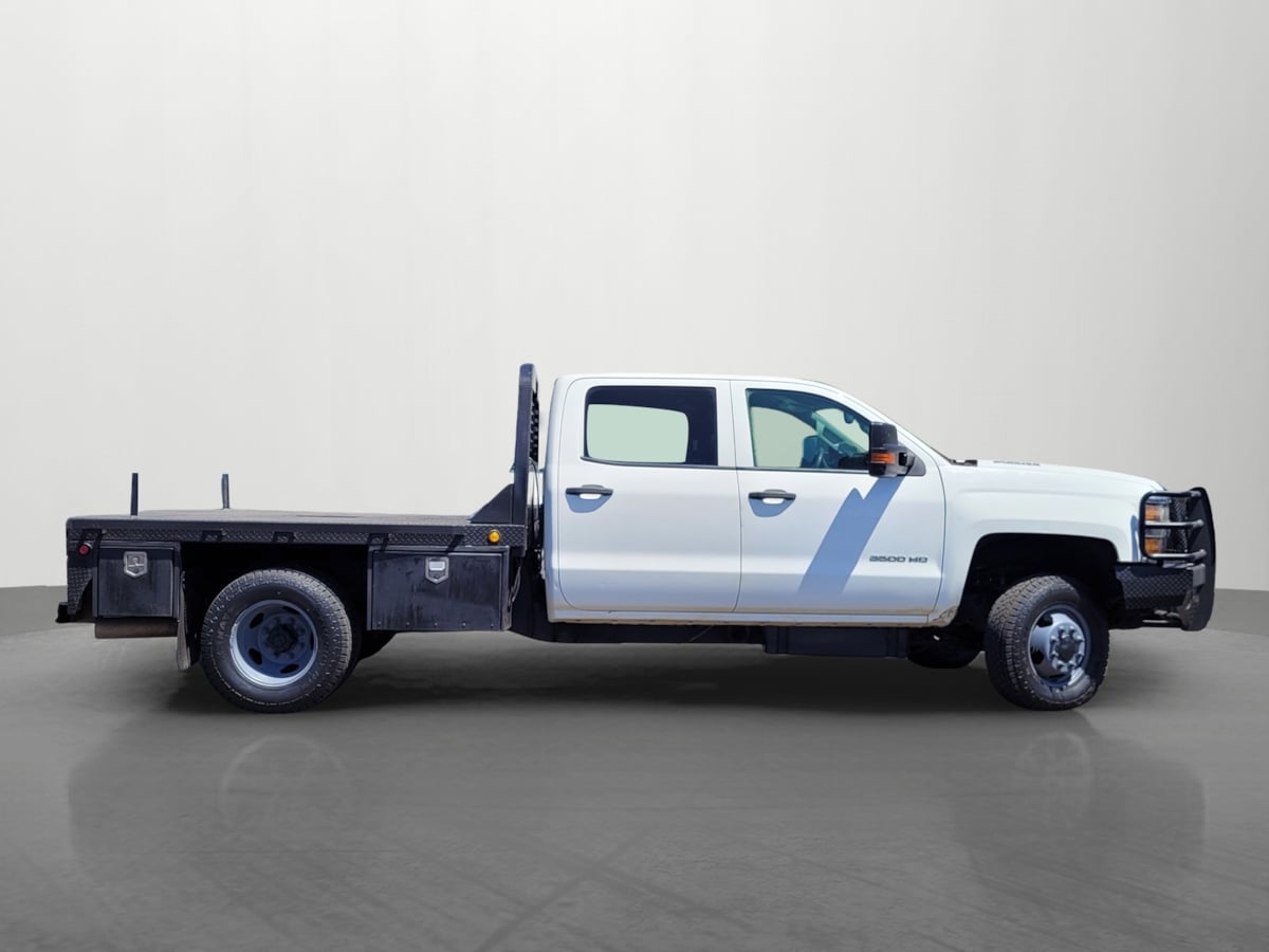 2016 Chevrolet Silverado 3500HD Work Truck photo 3