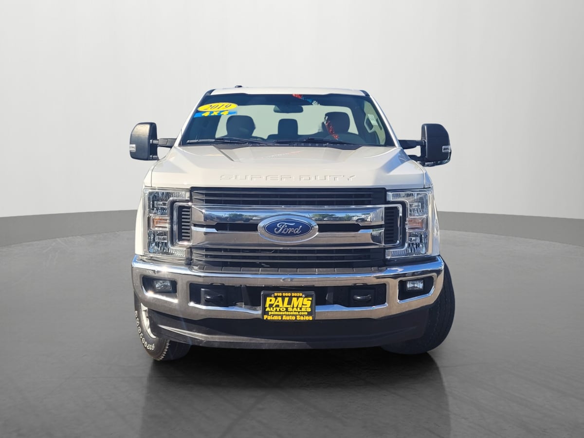 2019 Ford F-250 XLT photo 2