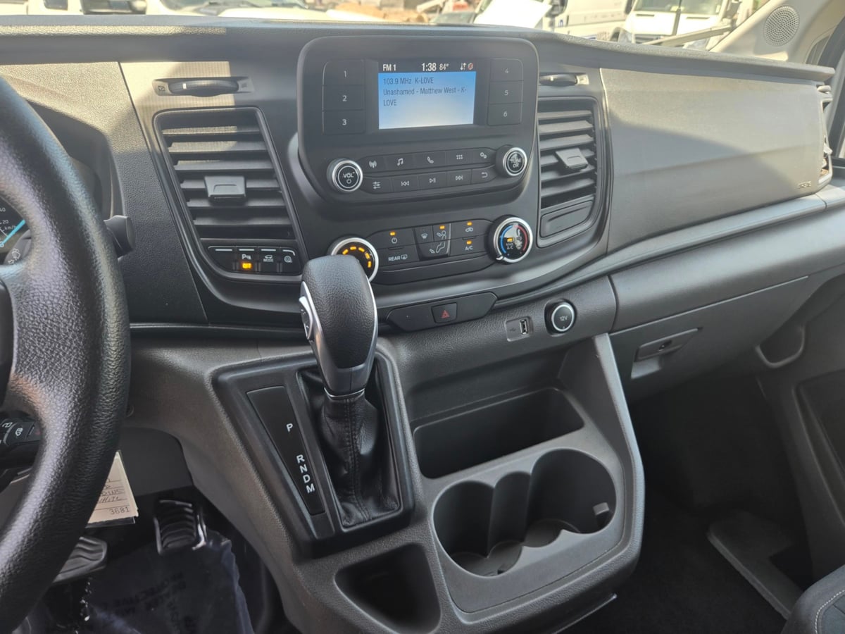 2021 Ford Transit Passenger XLT photo 12