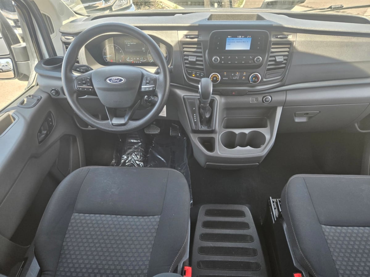 2021 Ford Transit Passenger XLT photo 8