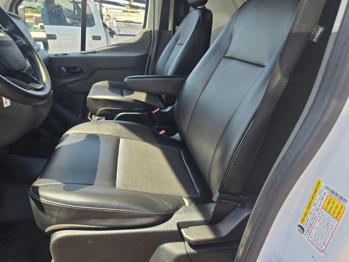 2023 Ford Transit Cargo Van photo 16
