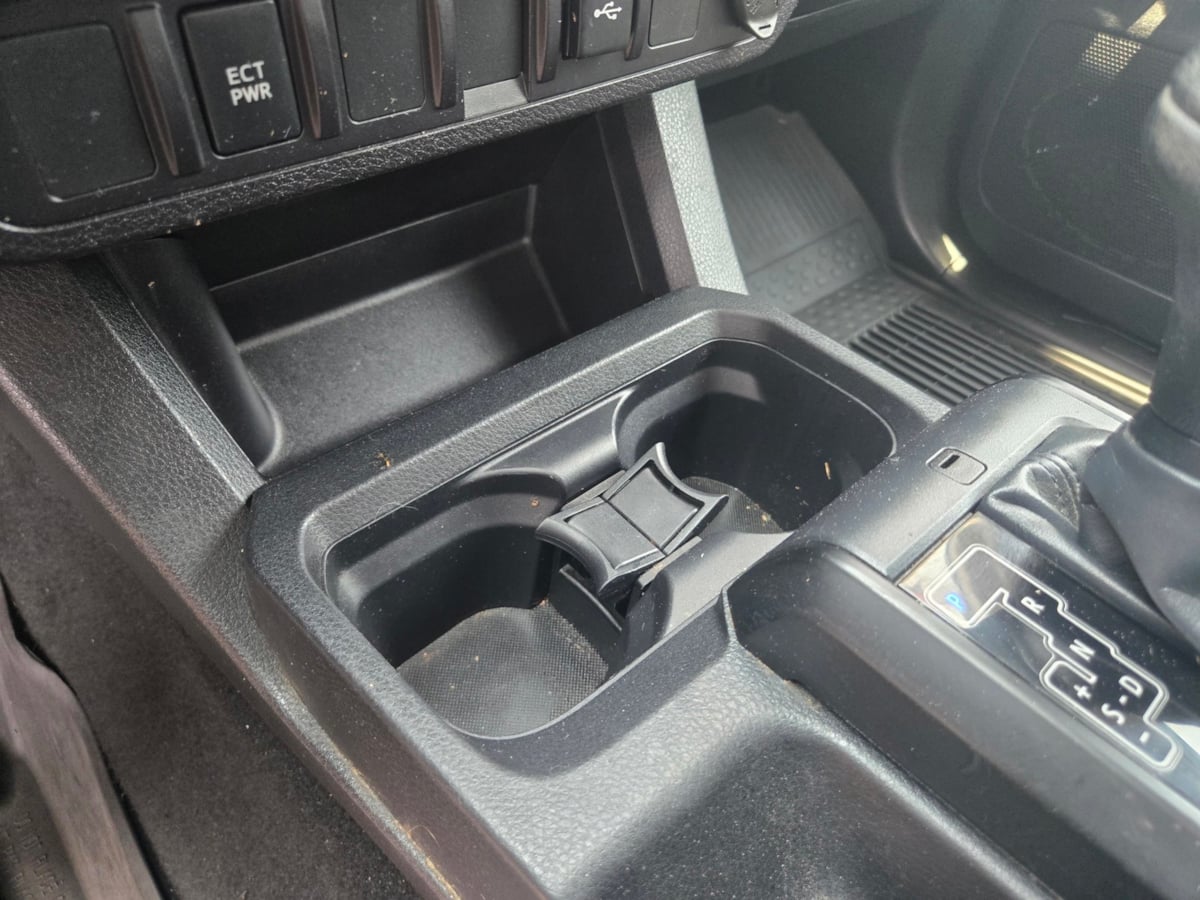 2022 Toyota Tacoma SR Access Cab photo 18