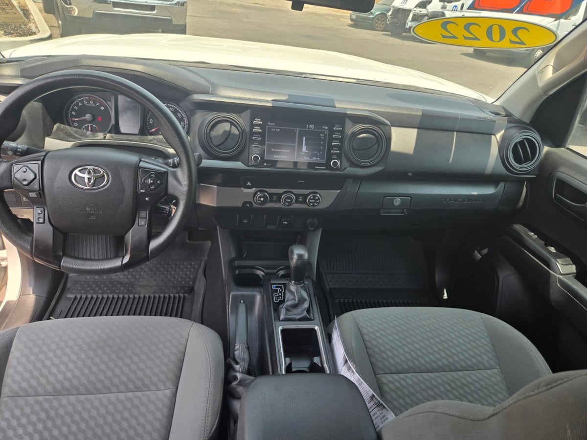 2022 Toyota Tacoma SR Access Cab photo 11