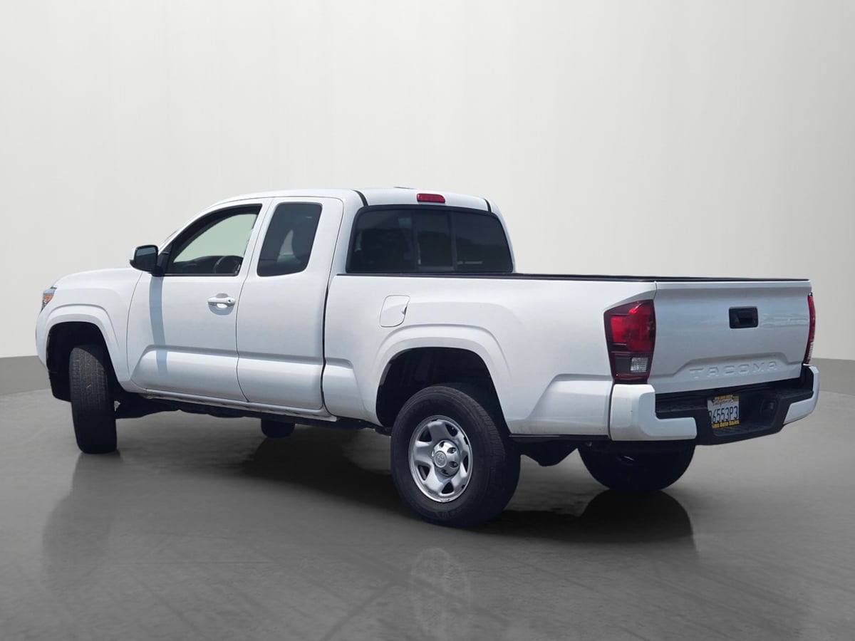 2022 Toyota Tacoma SR Access Cab photo 6