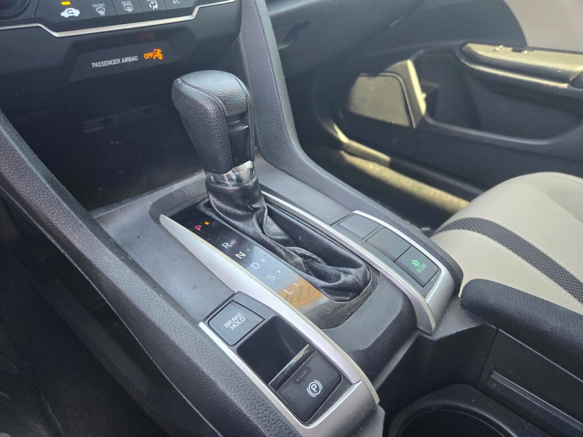 2019 Honda Civic LX photo 18