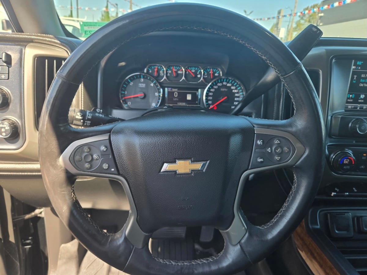 2017 Chevrolet Silverado 1500 High Country photo 26