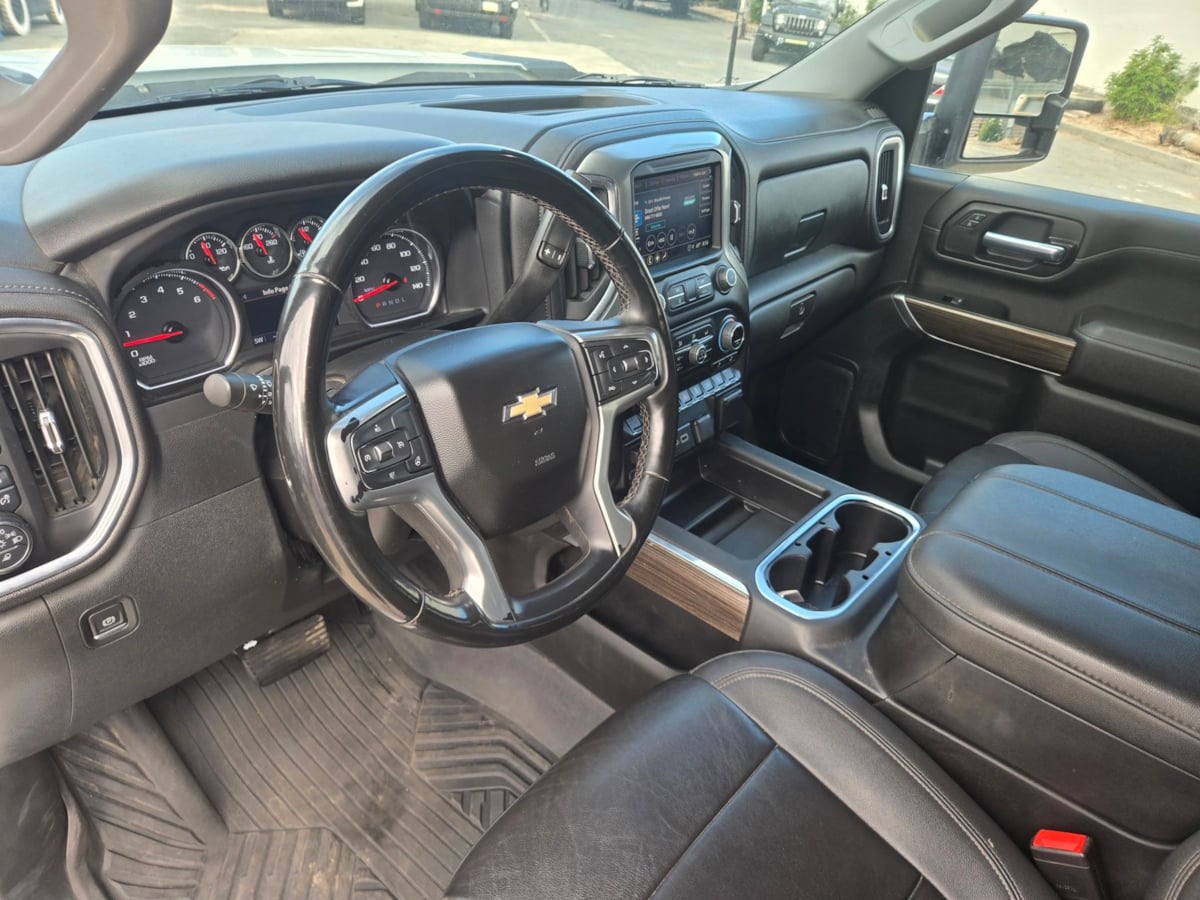 2023 Chevrolet Silverado 2500HD LT photo 12