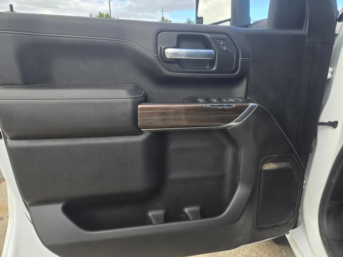 2023 Chevrolet Silverado 2500HD LT photo 15