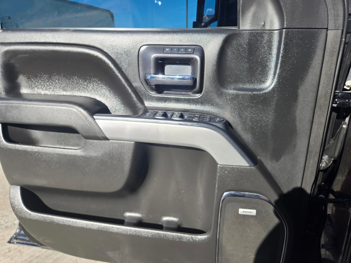 2018 Chevrolet Silverado 1500 LTZ photo 15