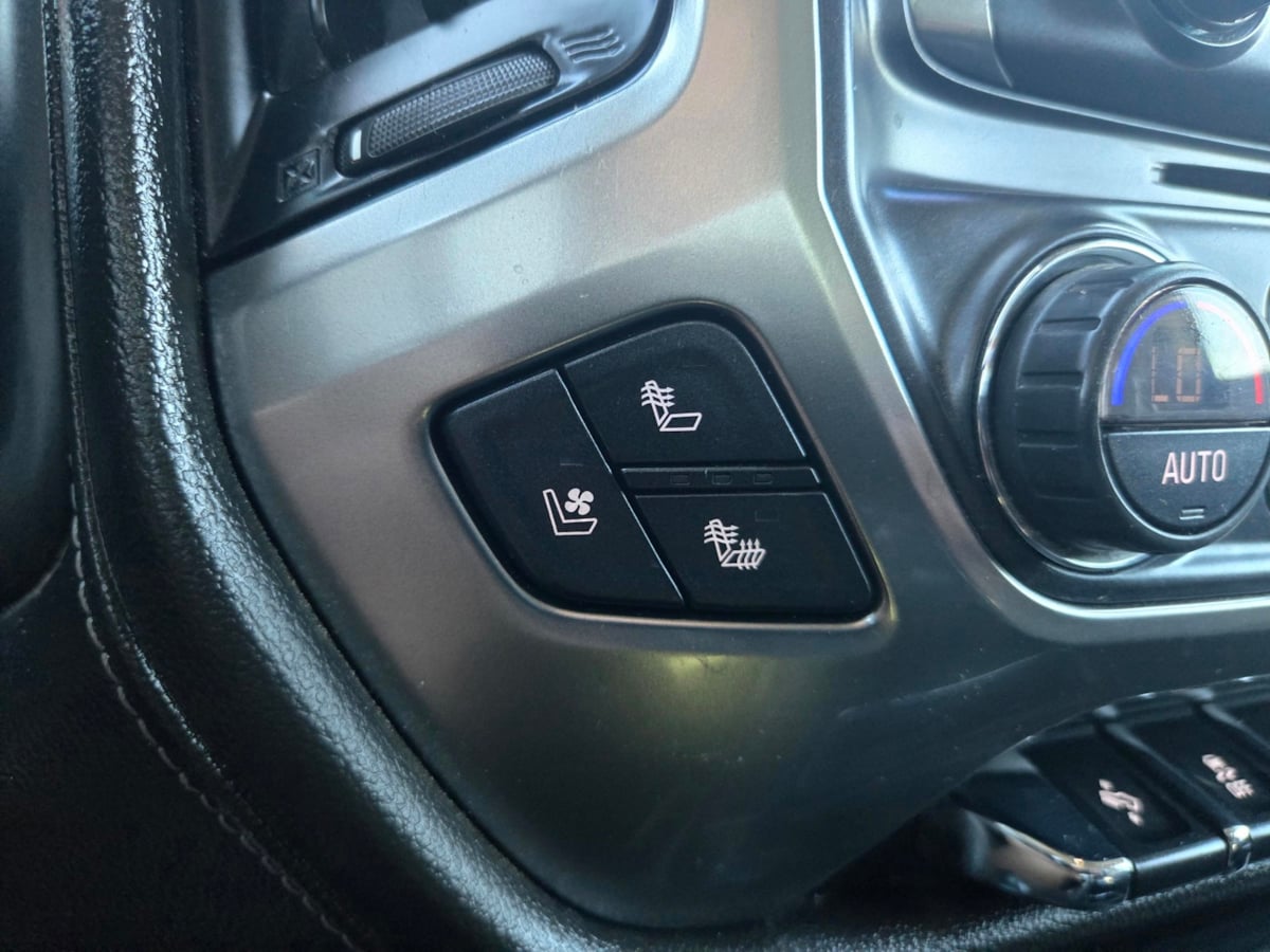 2018 Chevrolet Silverado 1500 LTZ photo 26