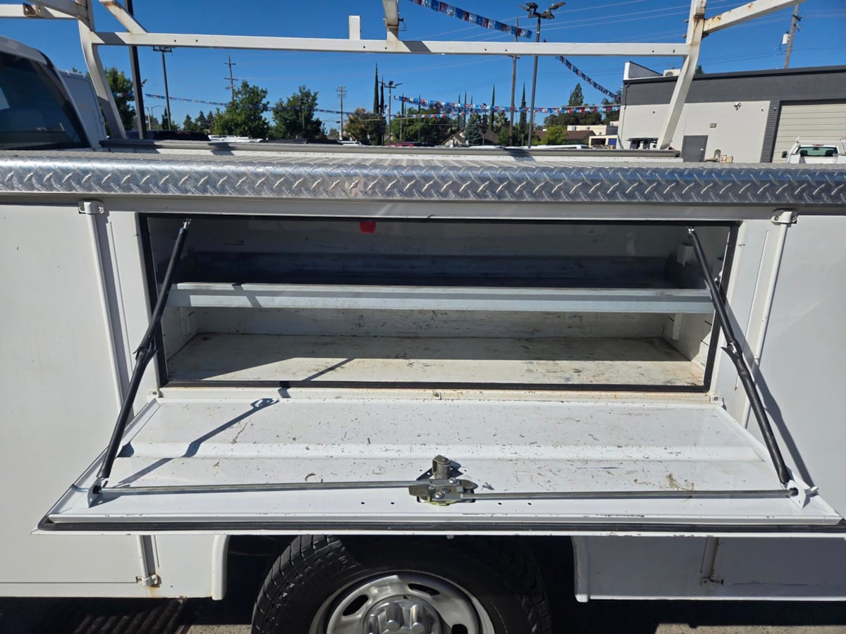 2019 Ford F-350 XL photo 9