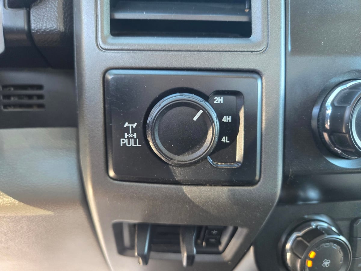 2019 Ford F-350 XL photo 18