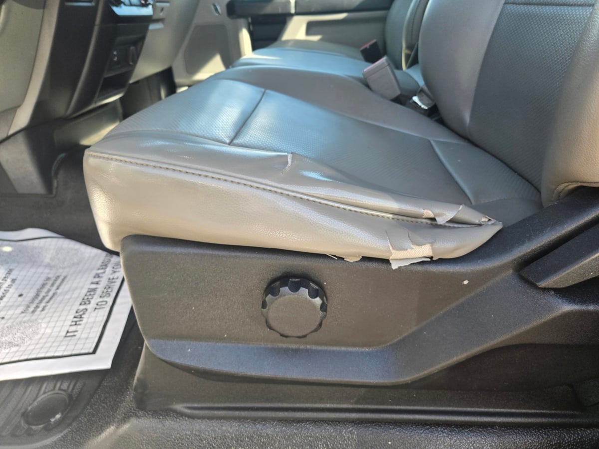 2019 Ford F-350 XL photo 13