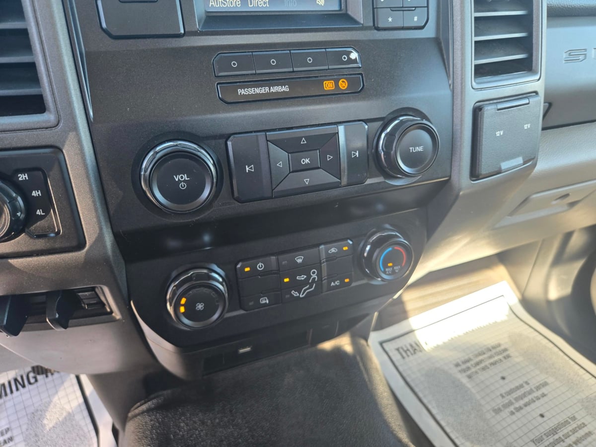 2019 Ford F-350 XL photo 17