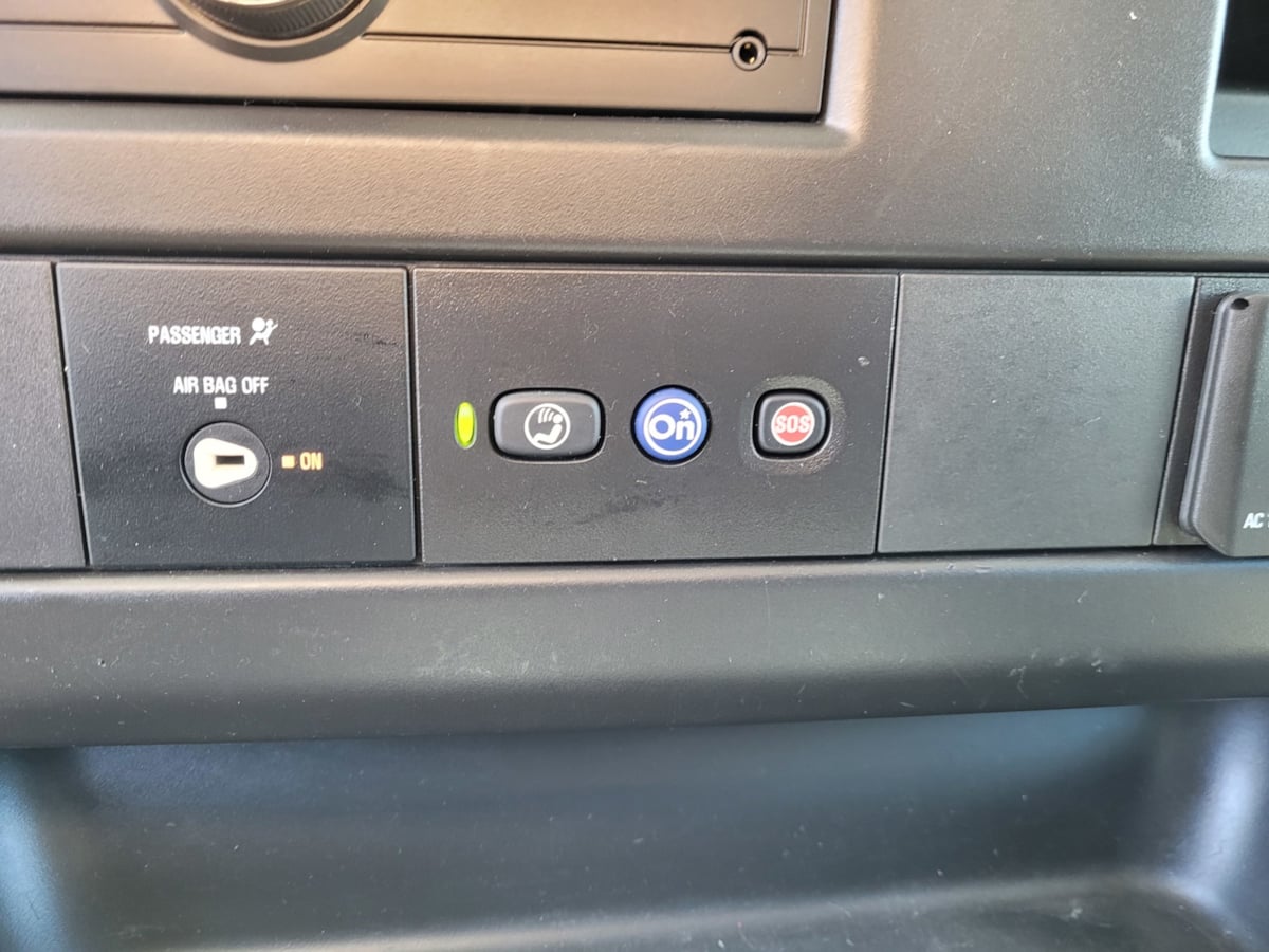 2019 Chevrolet Express Cutaway 3500 Van photo 10