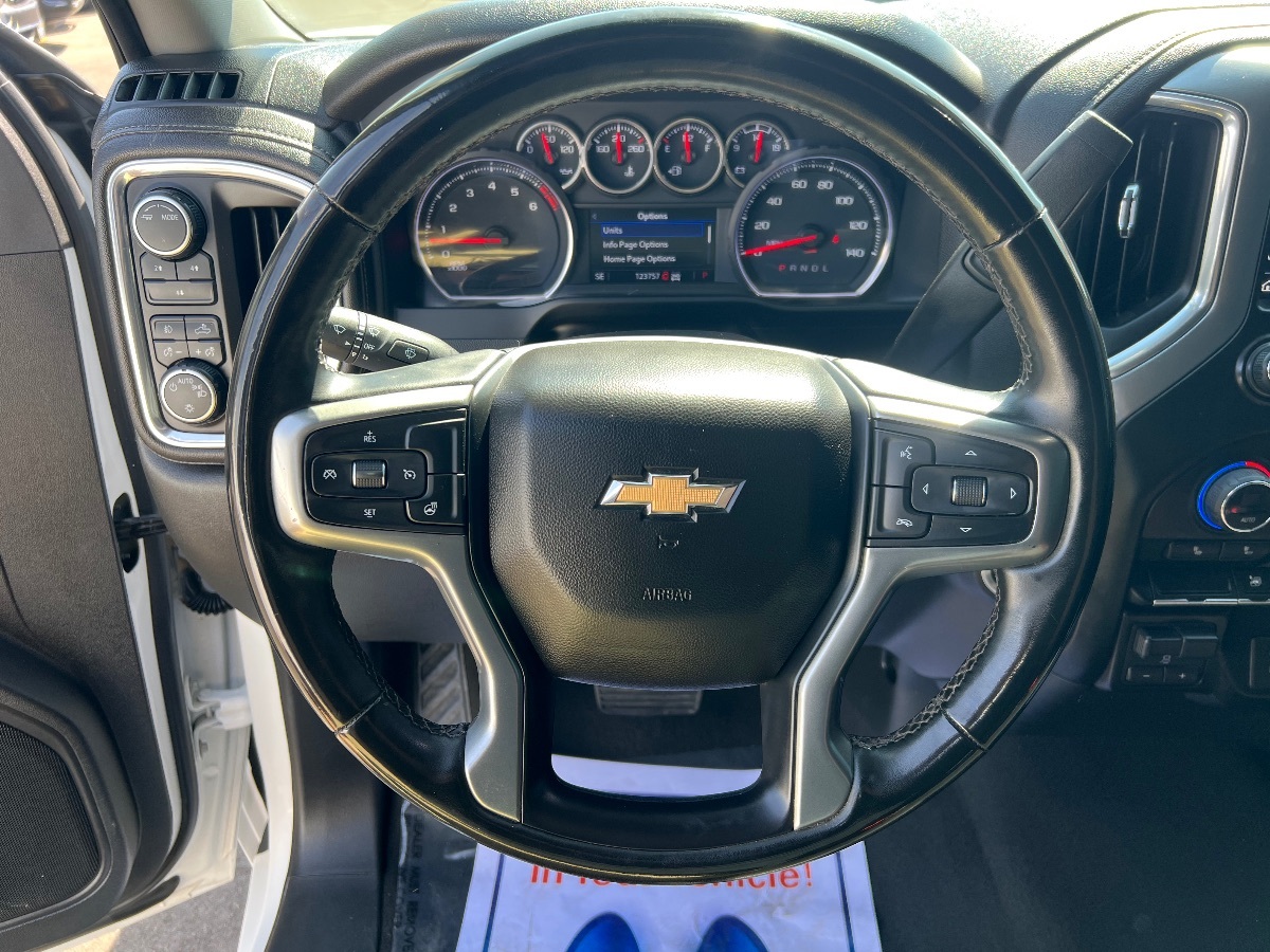 2023 Chevrolet Silverado 2500HD LT photo 15