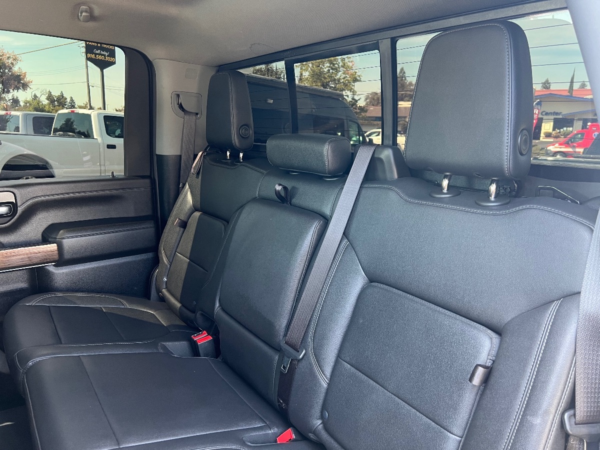 2023 Chevrolet Silverado 2500HD LT photo 26