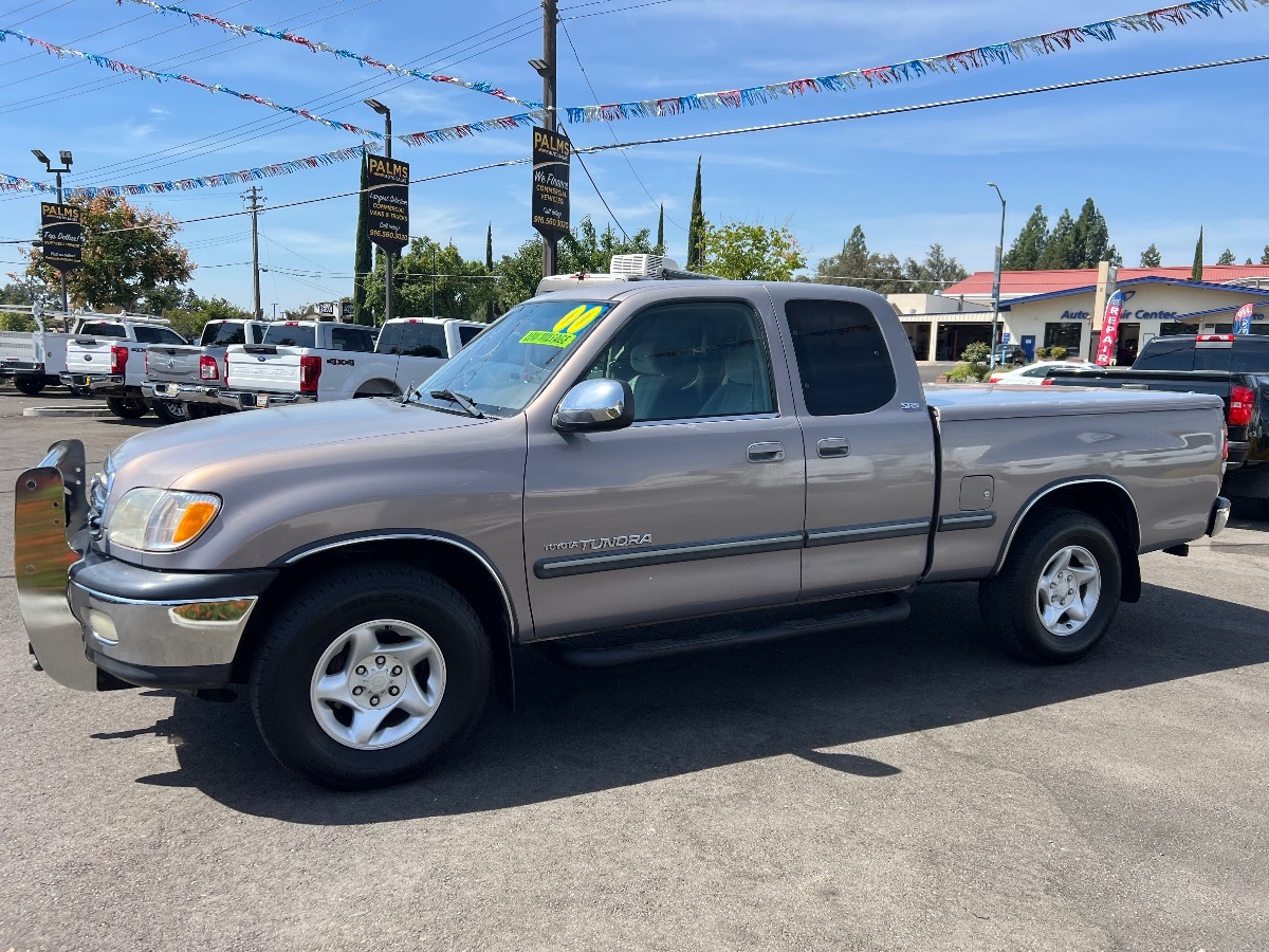 2000 Toyota Tundra SR5 photo 3