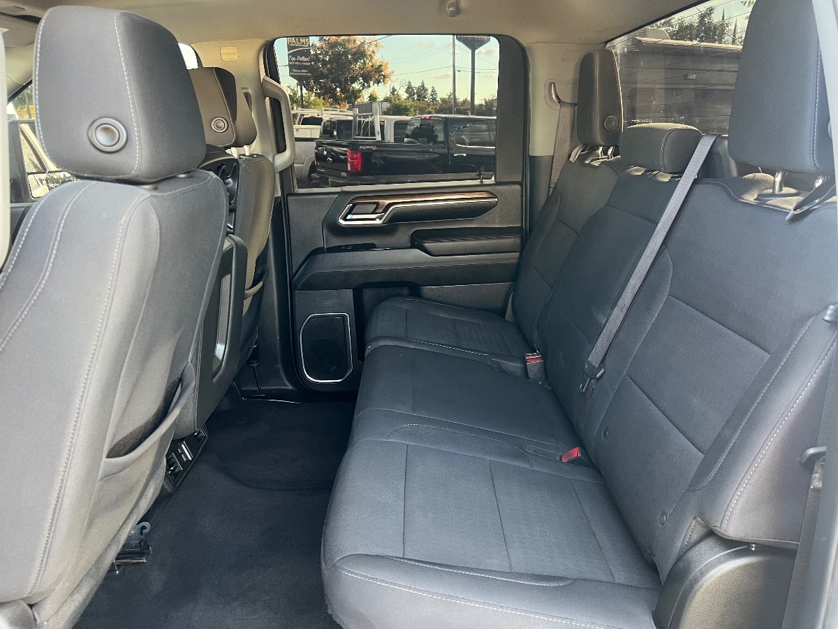 2024 Chevrolet Silverado 2500HD LT photo 22