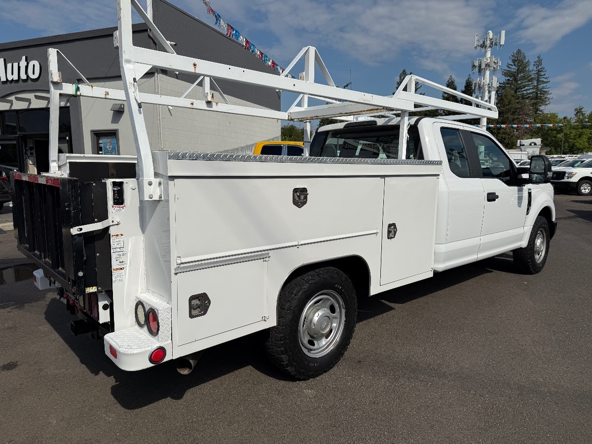 2019 Ford F-350 XL photo 8