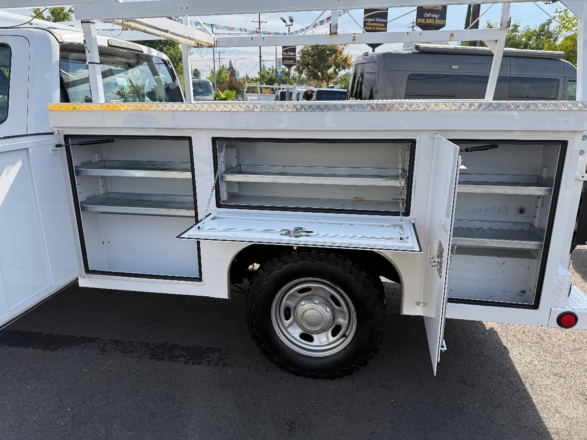 2019 Ford F-350 XL photo 14