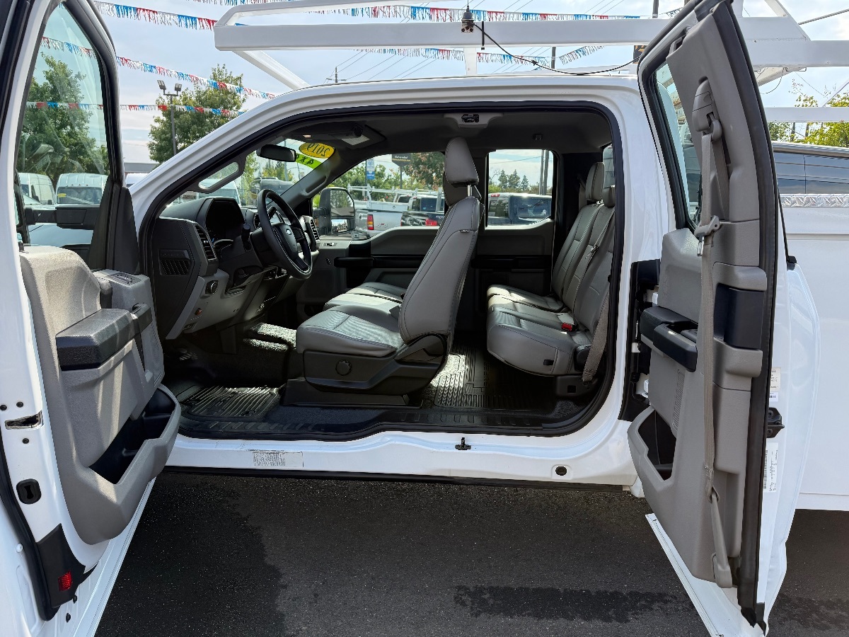 2019 Ford F-350 XL photo 15