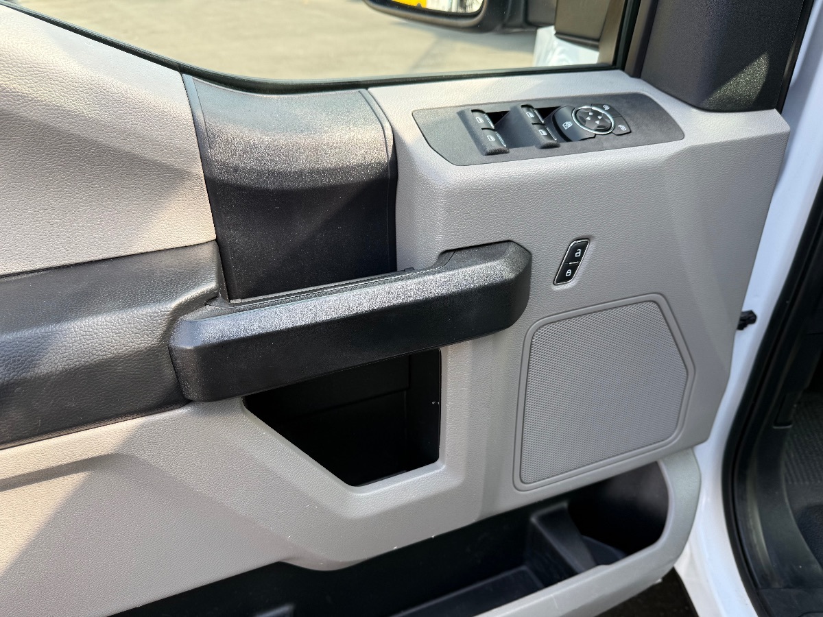 2019 Ford F-350 XL photo 16