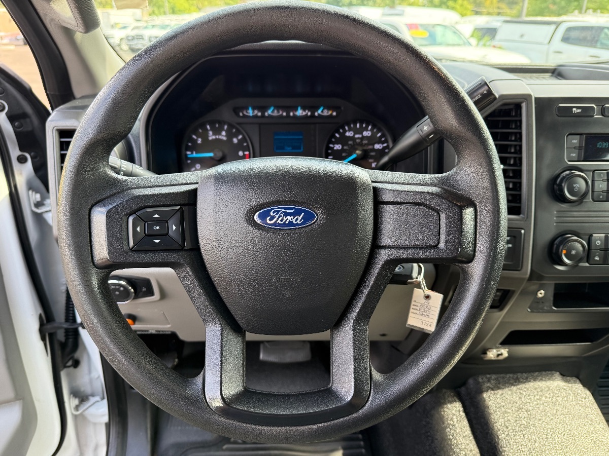 2019 Ford F-350 XL photo 20