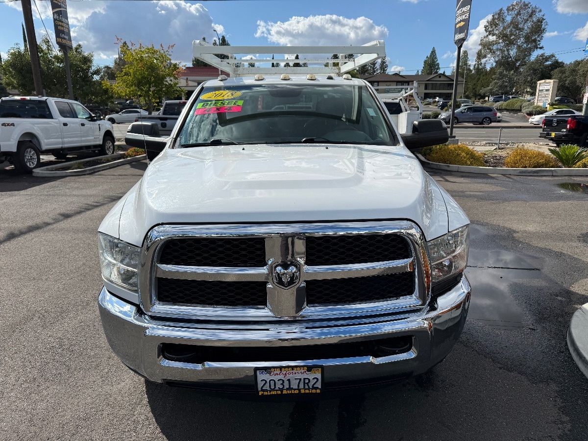 2018 Ram 3500 Tradesman photo 3