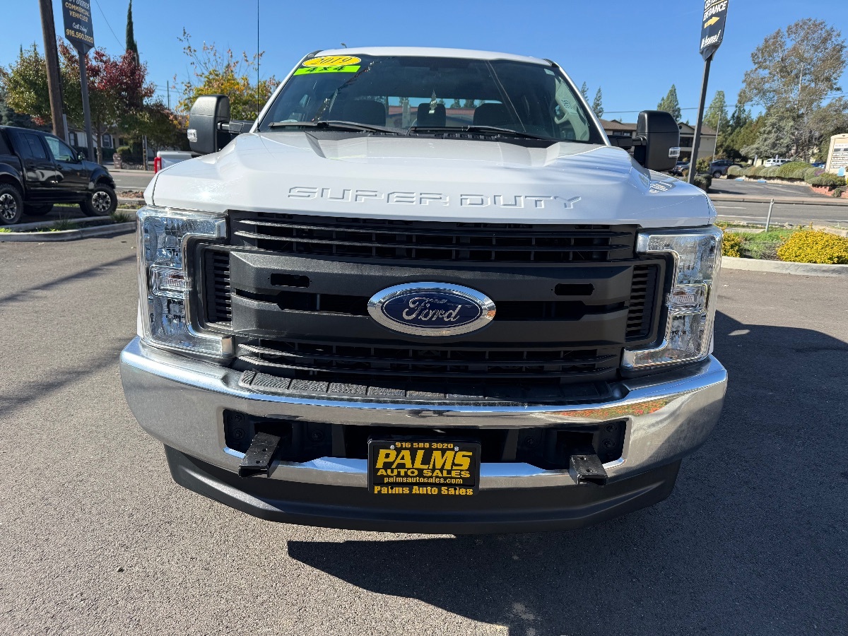 2019 Ford F-350 XL photo 2