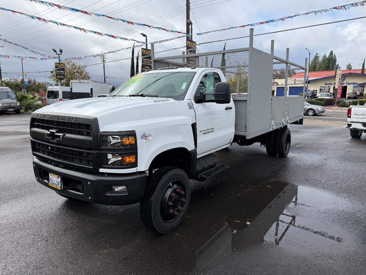 2021 Chevrolet Silverado 5500HD Work Truck photo 4