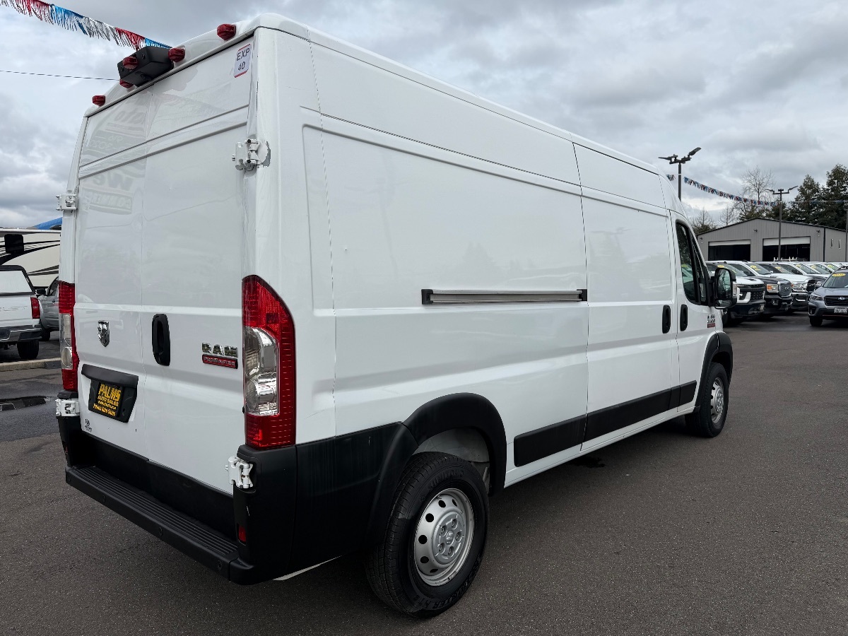 Ram Cargo Van photo 8