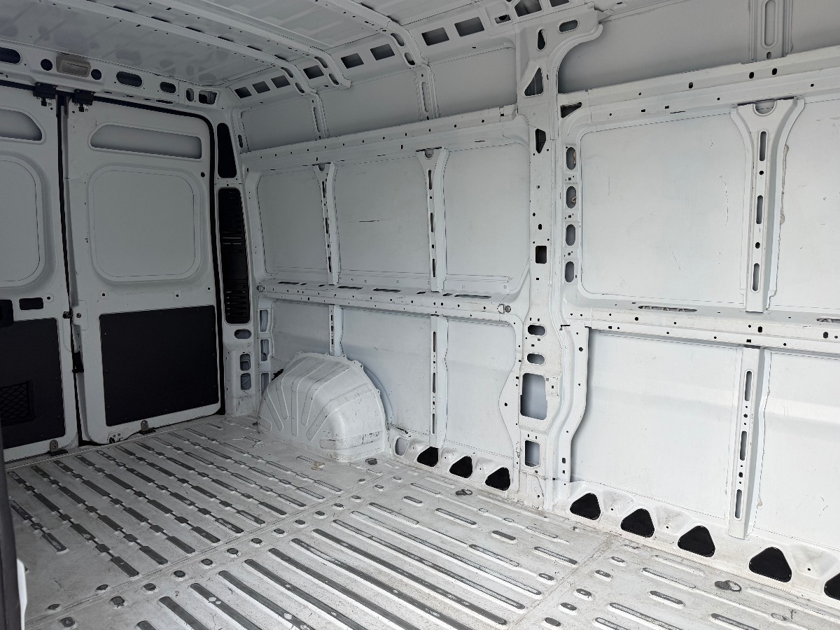 Ram Cargo Van photo 12