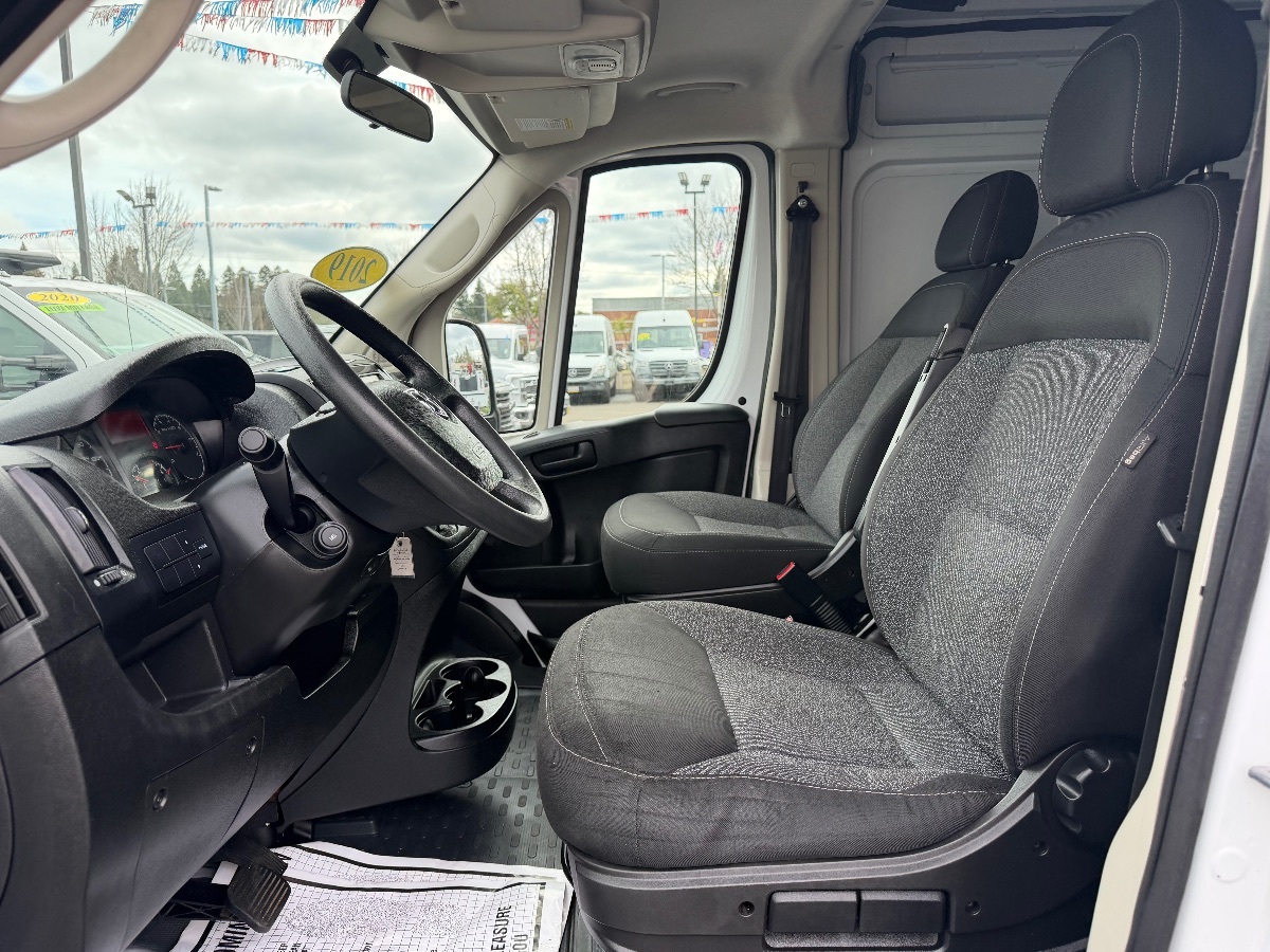 Ram Cargo Van photo 15