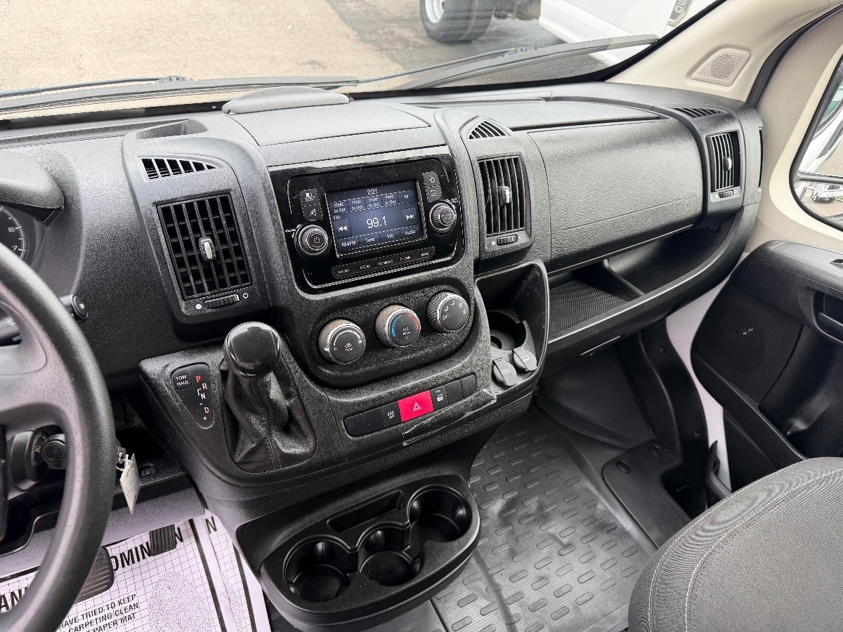 Ram Cargo Van photo 21