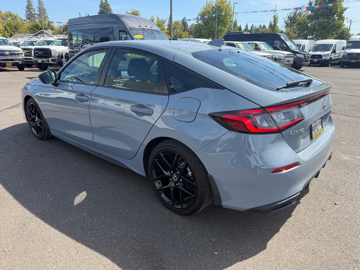 Honda Civic photo 5
