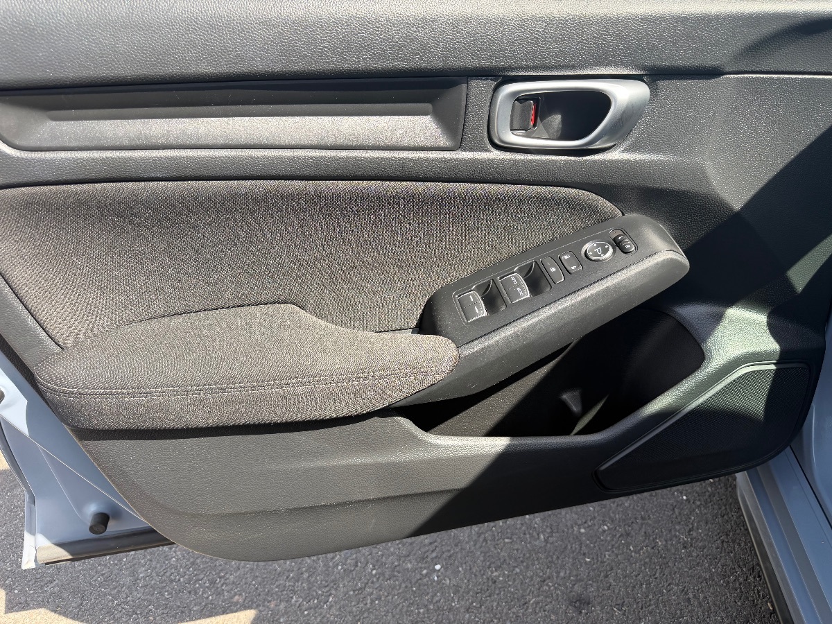 Honda Civic photo 11