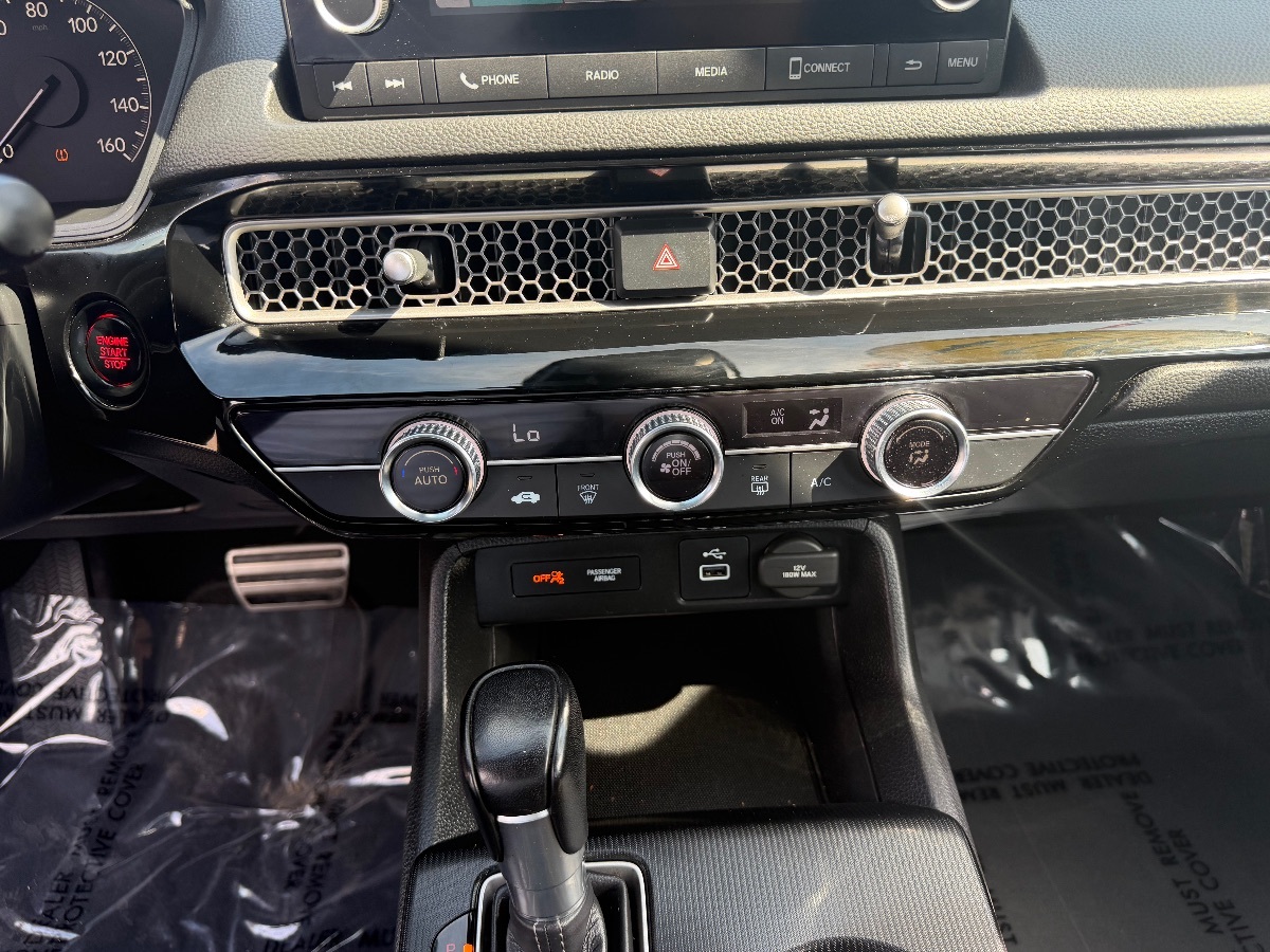 Honda Civic photo 16