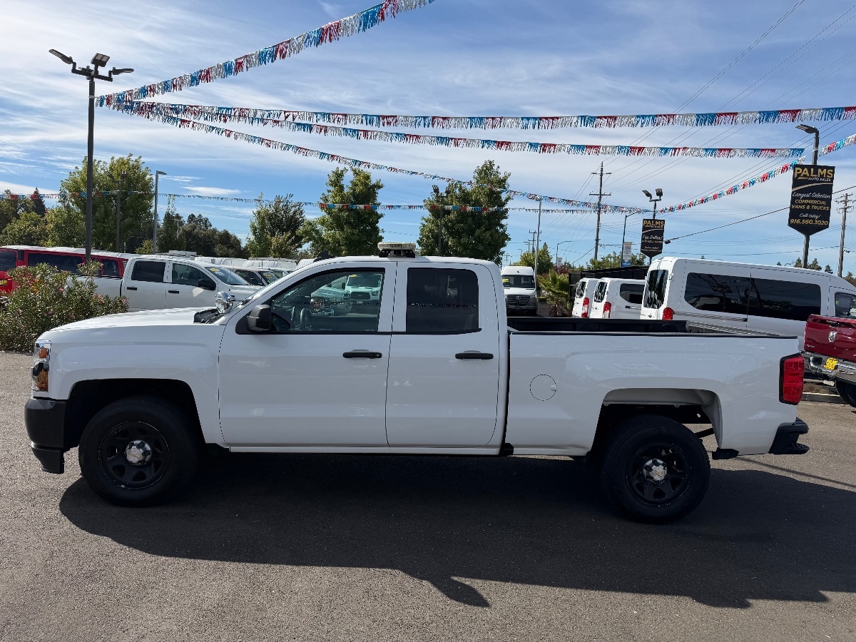 Chevrolet Silverado photo 4
