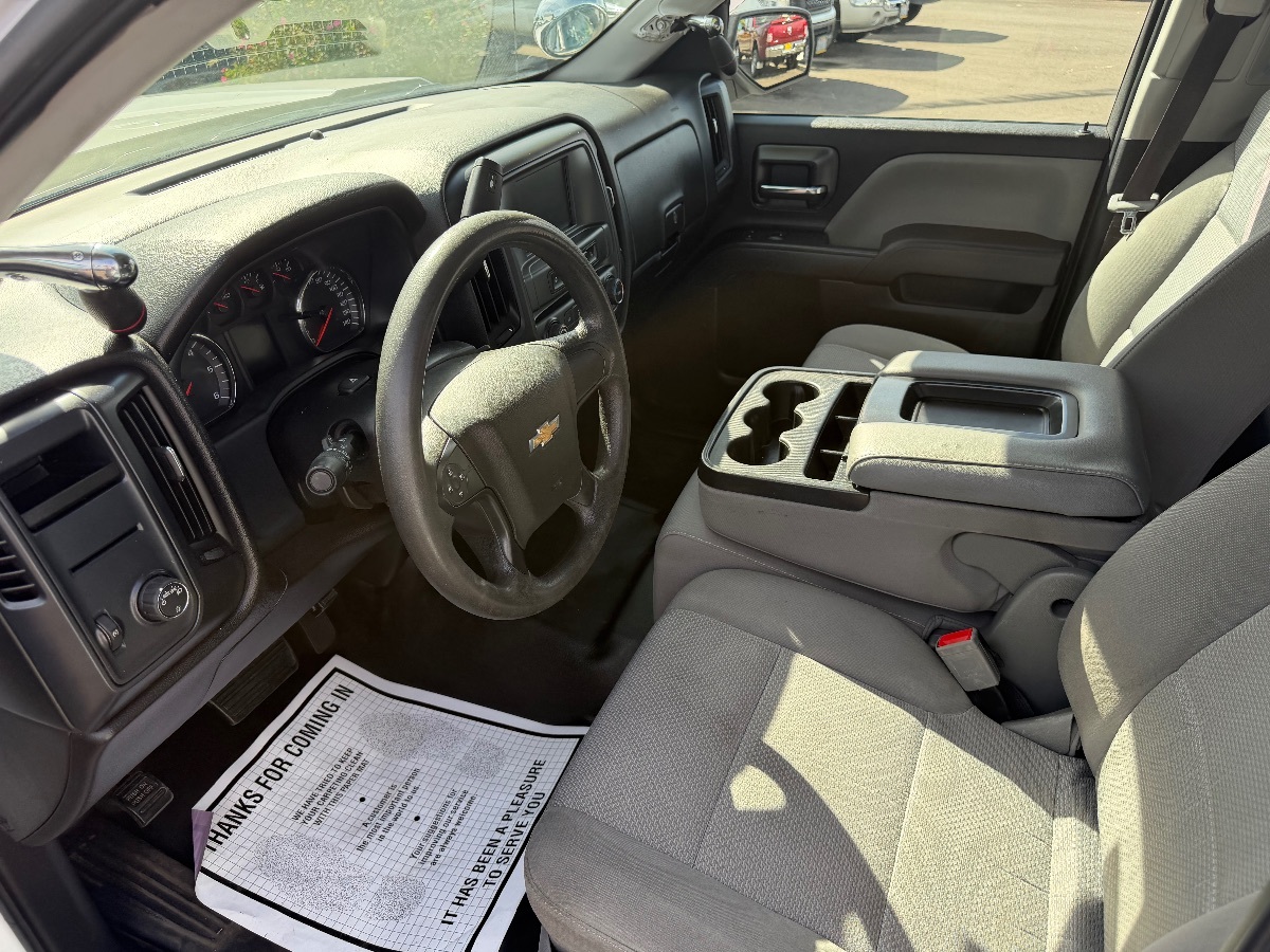 Chevrolet Silverado photo 13
