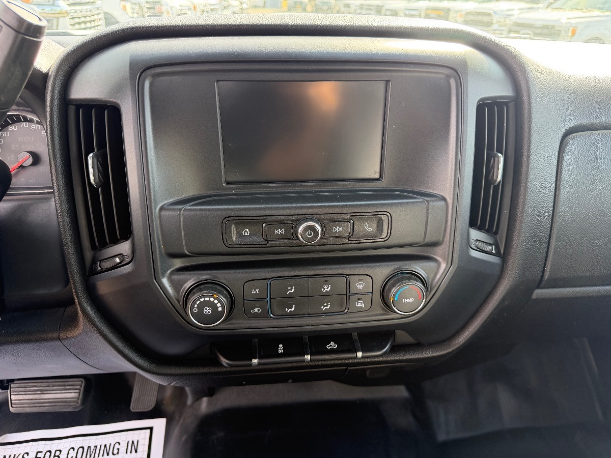 Chevrolet Silverado photo 15