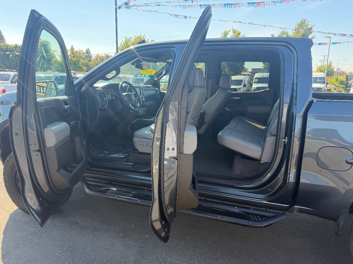 Chevrolet Silverado photo 11