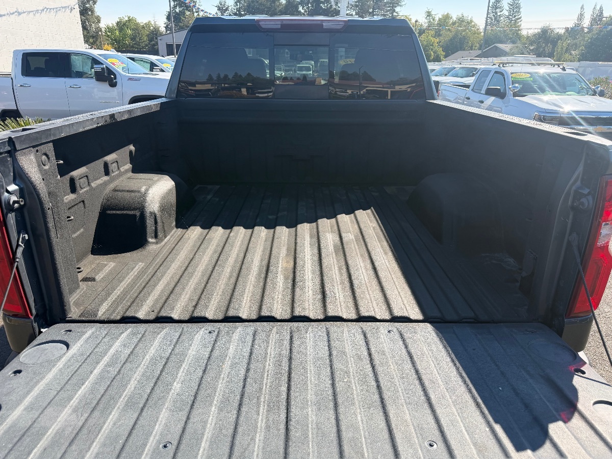 Chevrolet Silverado photo 12