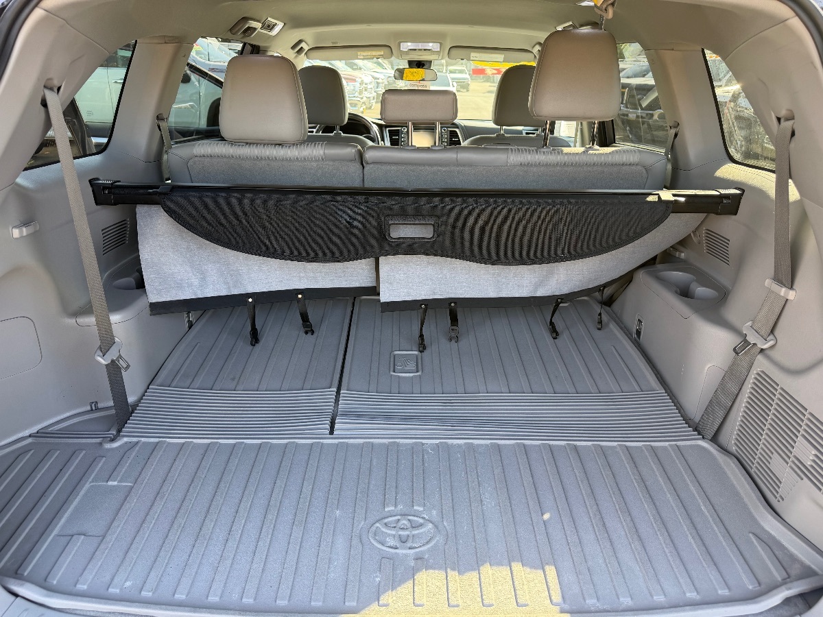 Toyota Highlander photo 10