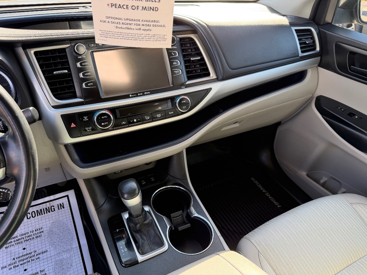 Toyota Highlander photo 18